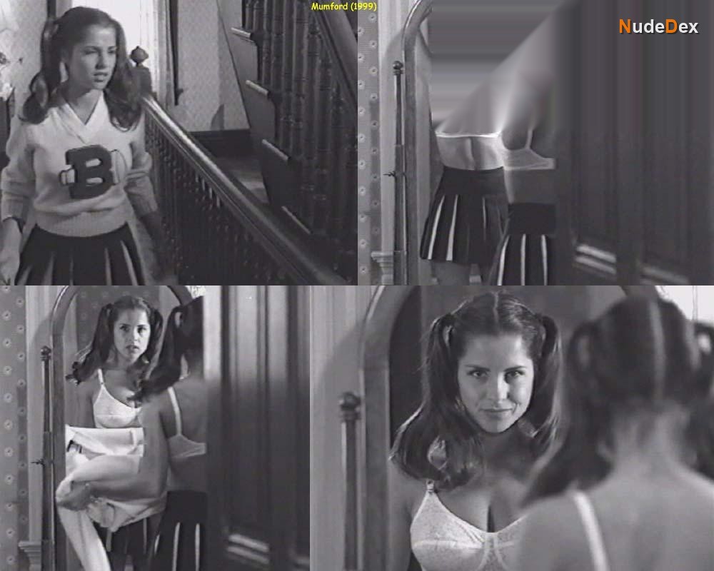 Kelly Monaco in Mumford, photo 6