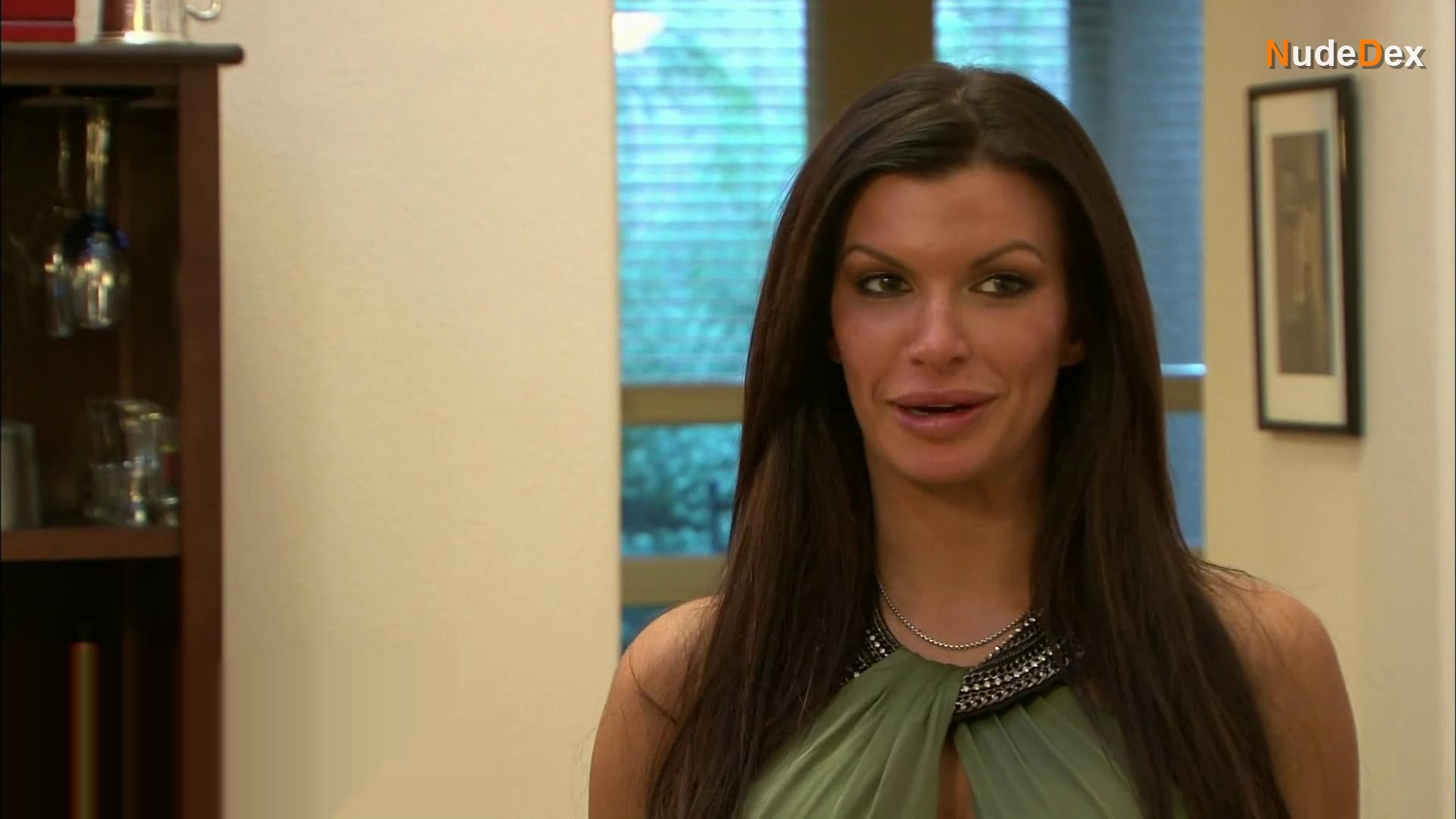 Kendall Brooks in Gigolos, photo 8