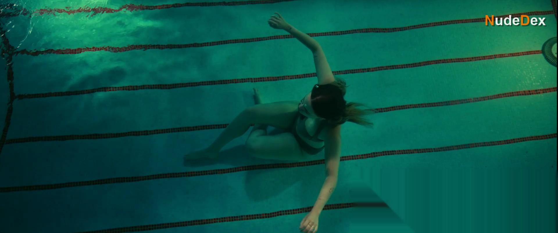 Kes Van Den Broek in Red Flags, photo 9