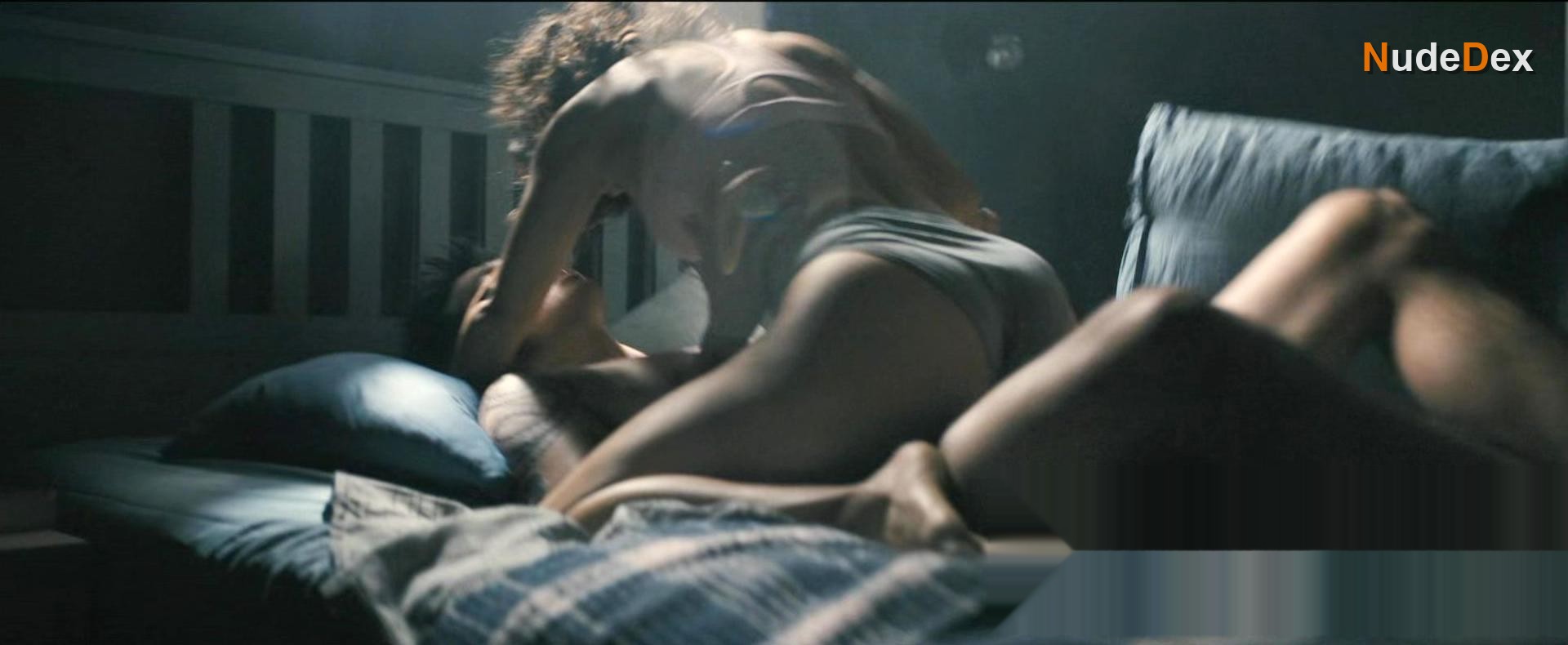 Kiana Madeira in Perfect Addiction, photo 18