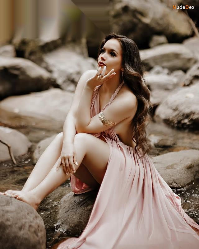 Kiara Lozano Sanchez in Soho Peru, photo 6