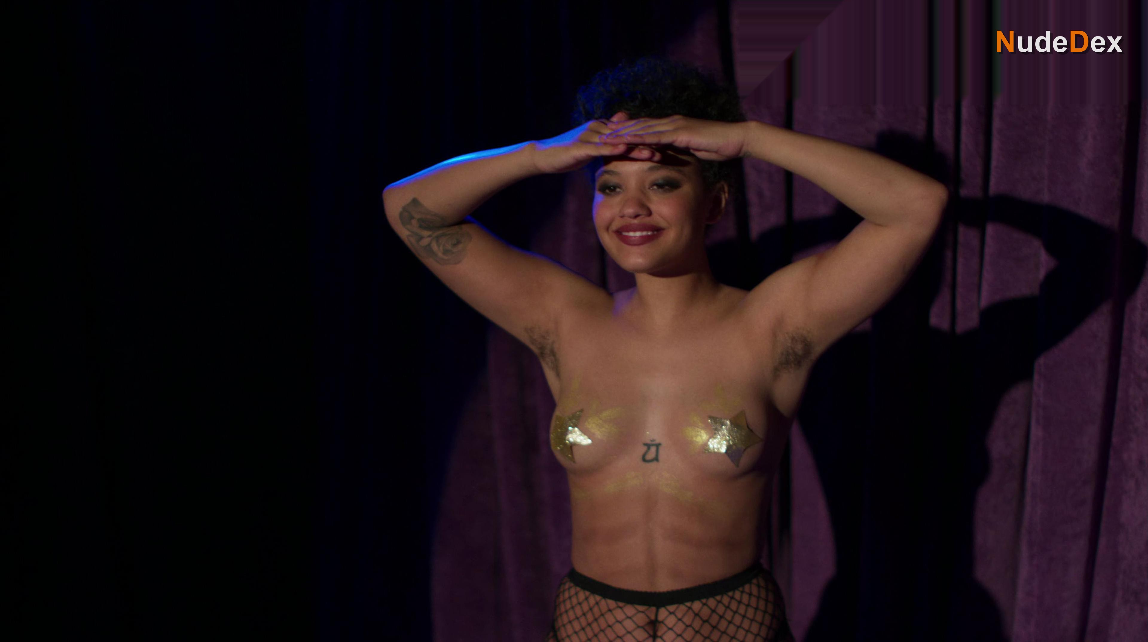 Kiersey Clemons in Easy, photo 3
