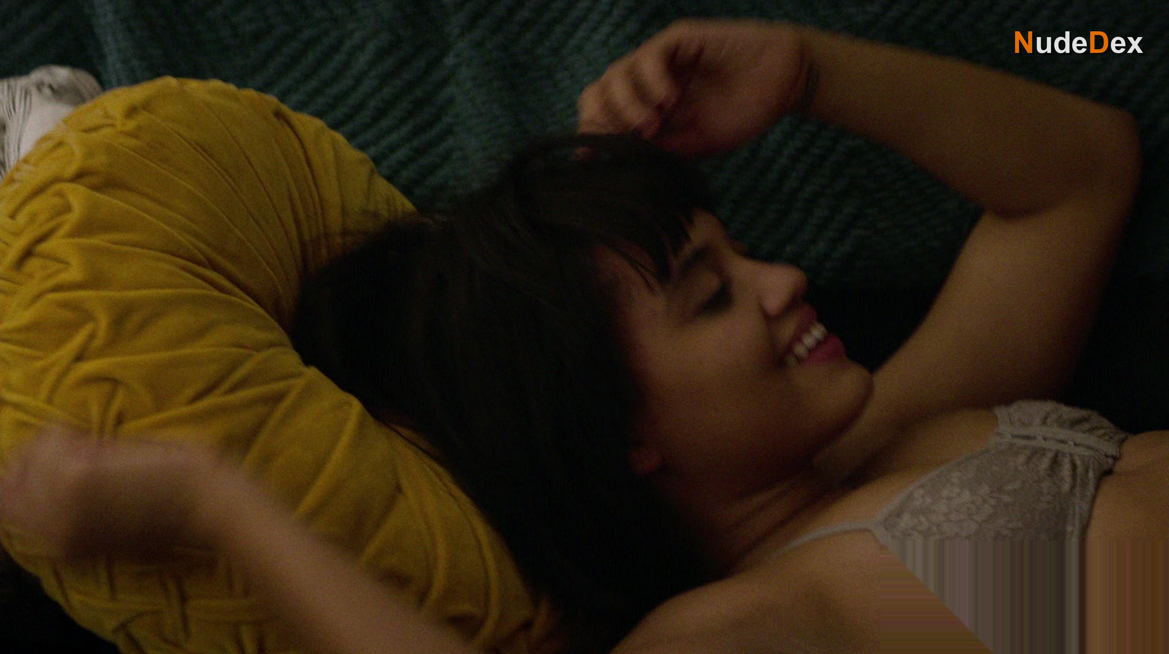 Kiersey Clemons in Easy, photo 6