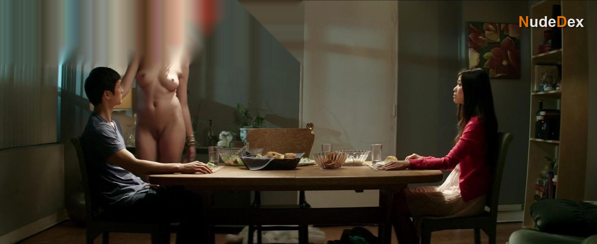 Kimberly Leemans in Fire City: End Of Days, photo 6