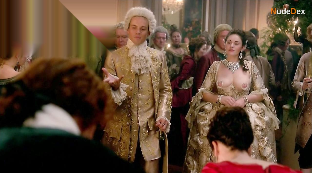 Kimberly Smart in Outlander, photo 3