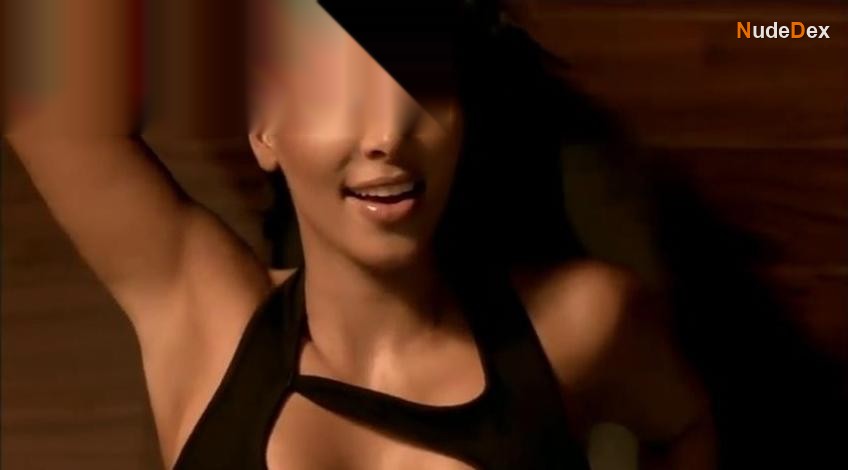 Skechers Kim Kardashian Commercial in Skechers Kim Kardashian Commercial, photo 1
