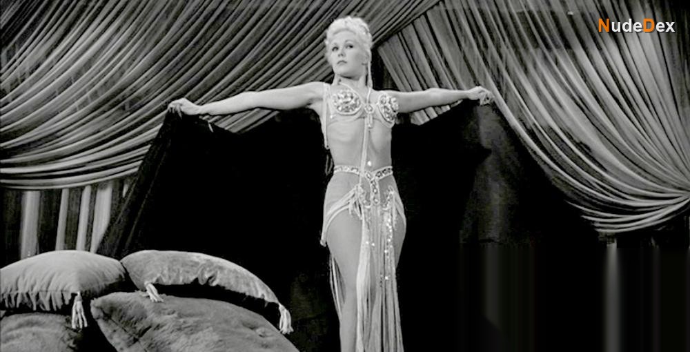 Kim Novak in Jeanne Eagels, photo 5