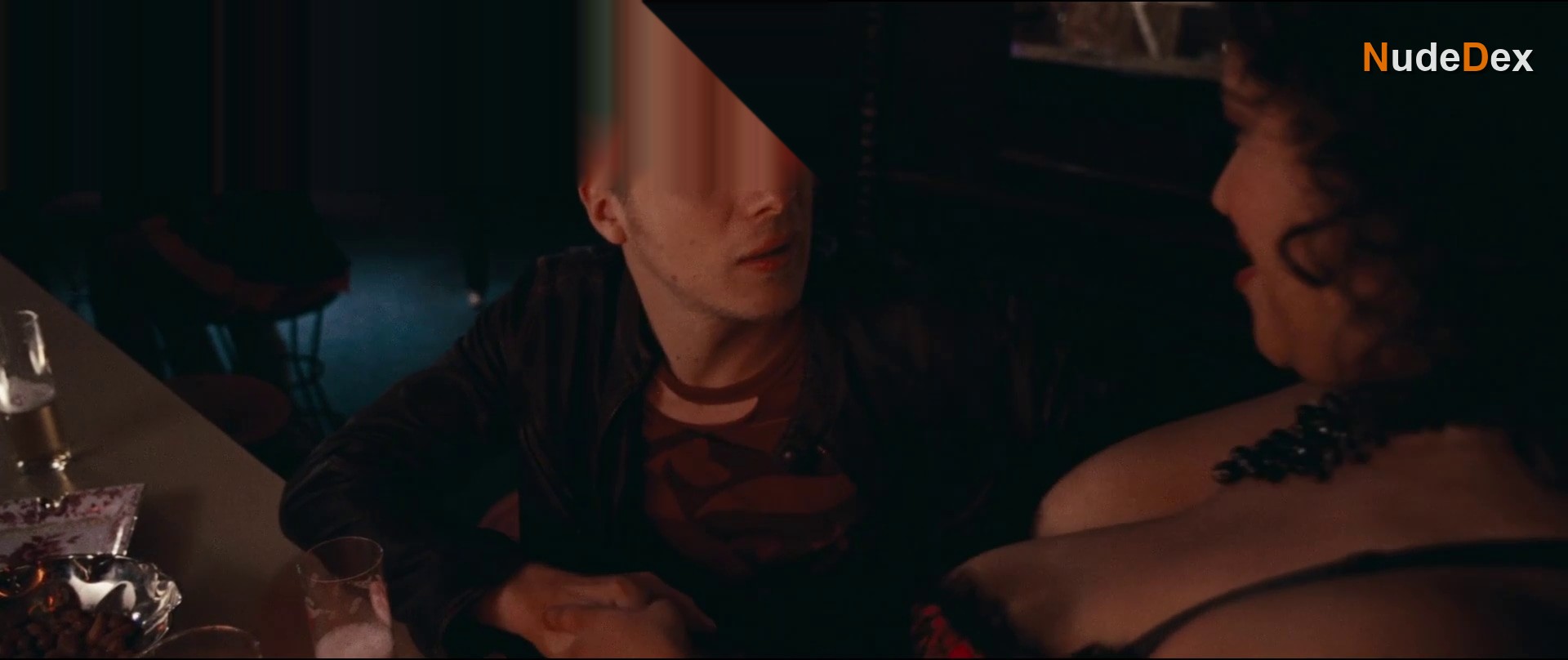 Kim Roberts in Vollidiot, photo 3