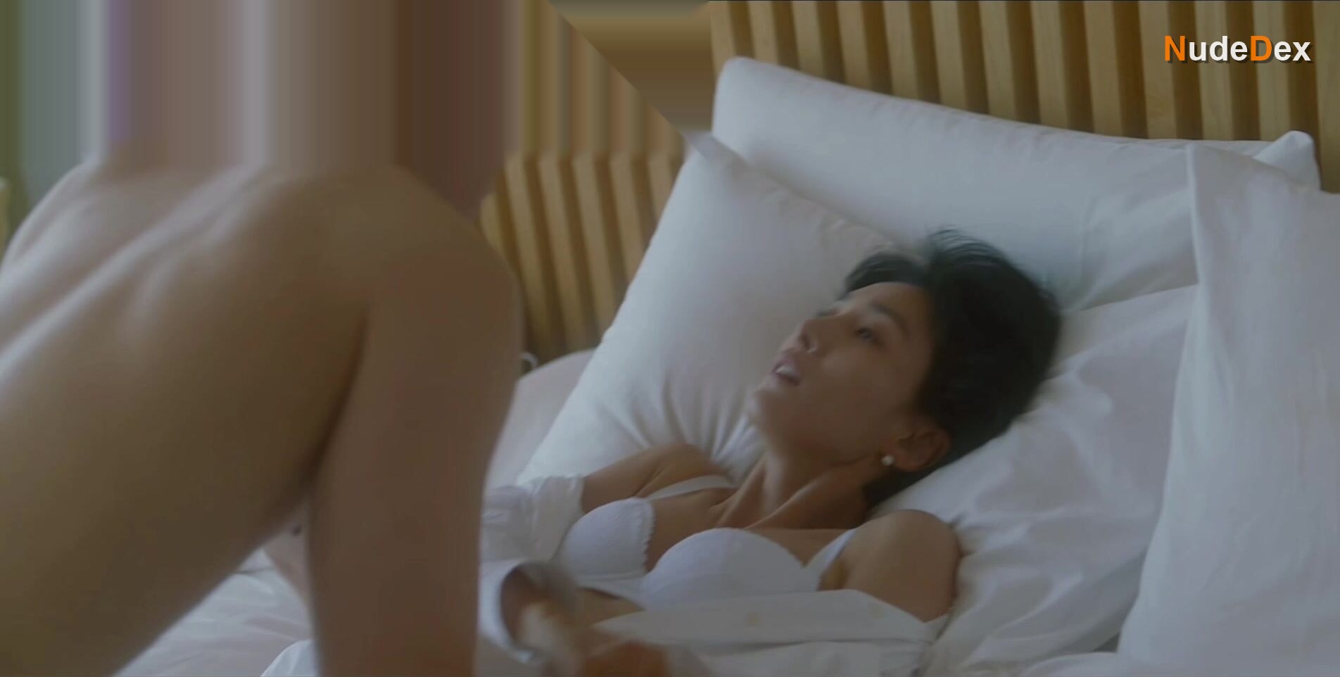Kim Seo-hyung in Pale Moon, photo 2