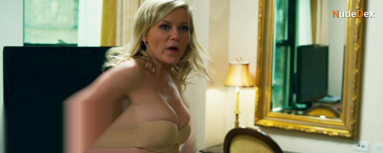 Kirsten Dunst in Bachelorette, photo 5