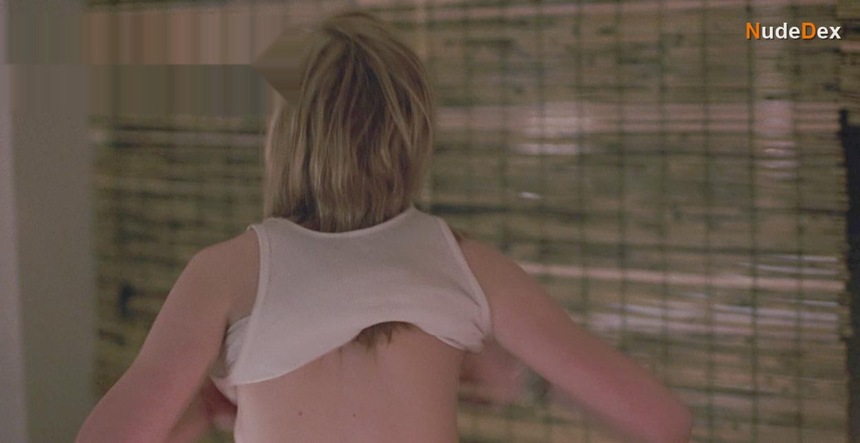 Kirsten Dunst in Eternal Sunshine Of The Spotless Mind, photo 3