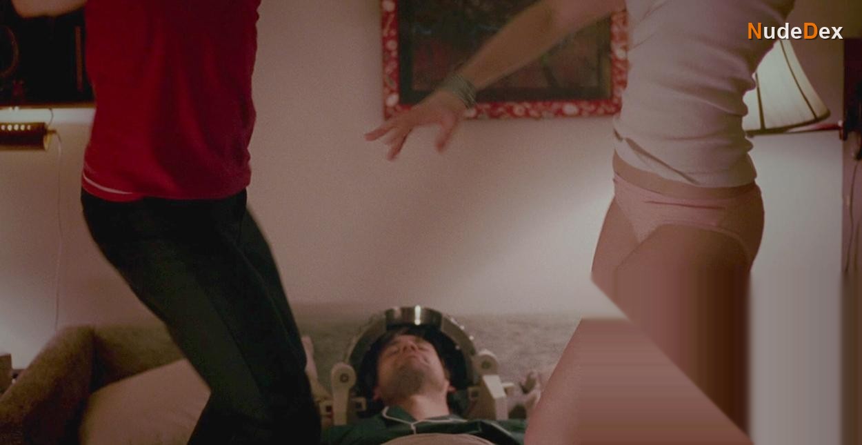 Kirsten Dunst in Eternal Sunshine Of The Spotless Mind, photo 5
