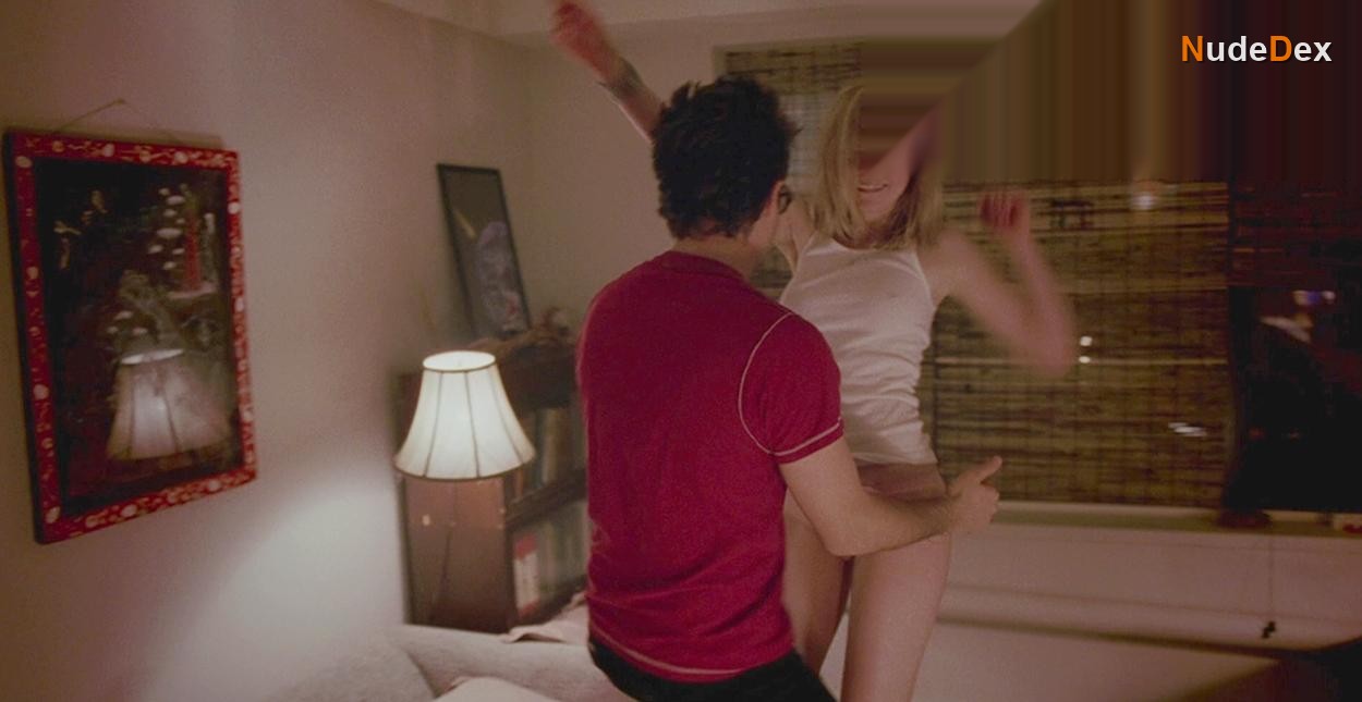 Kirsten Dunst in Eternal Sunshine Of The Spotless Mind, photo 7