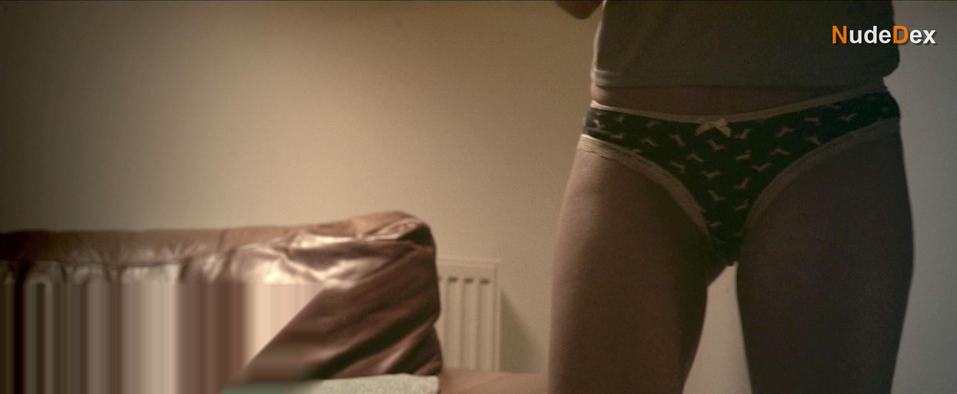 Kirsty Averton in The Holly Kane Experiment, photo 7