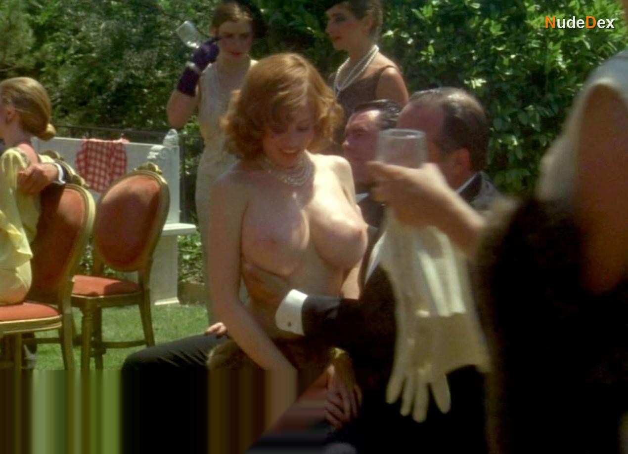 Kitten Natividad in The Lady In Red, photo 1