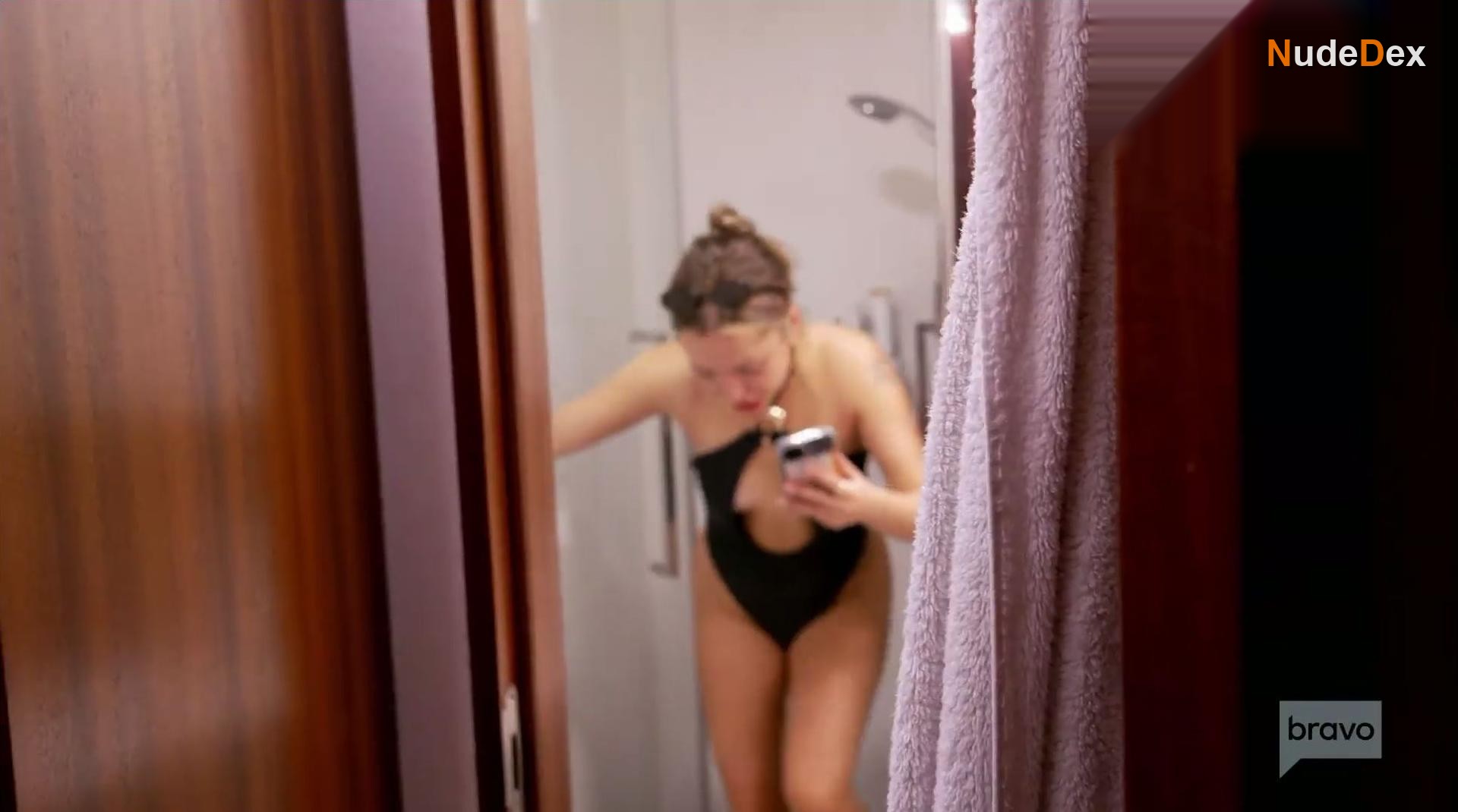 Kizzi Kitchener in Below Deck Mediterranean, photo 5