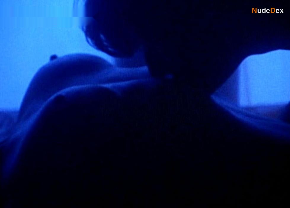 Krista Allen in Emmanuelle In Space A Lesson In Love, photo 7
