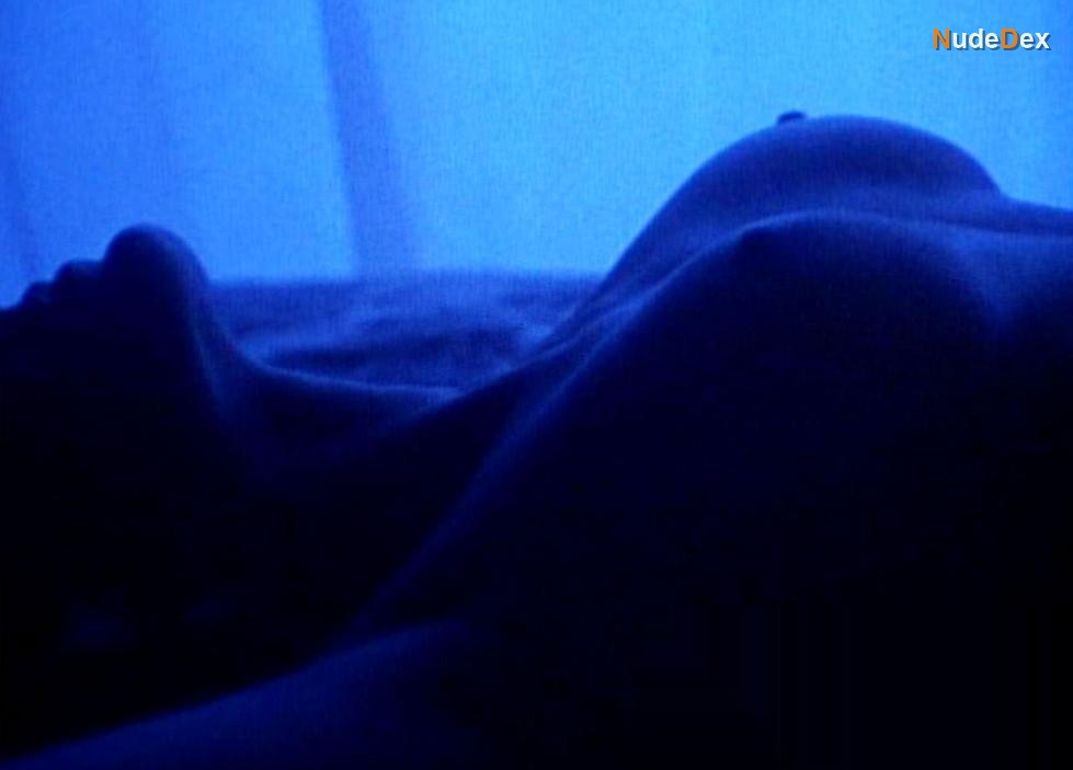 Krista Allen in Emmanuelle In Space A Lesson In Love, photo 8