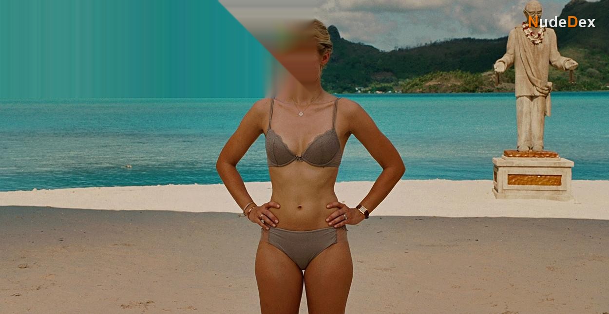 Kristen Bell in Couples Retreat, photo 1