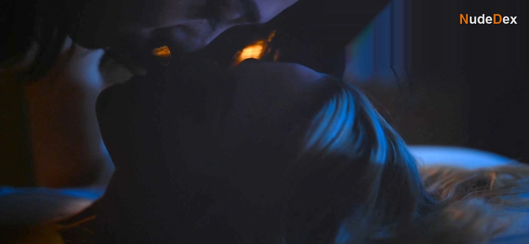 Kristen Stewart in Love Me, photo 19