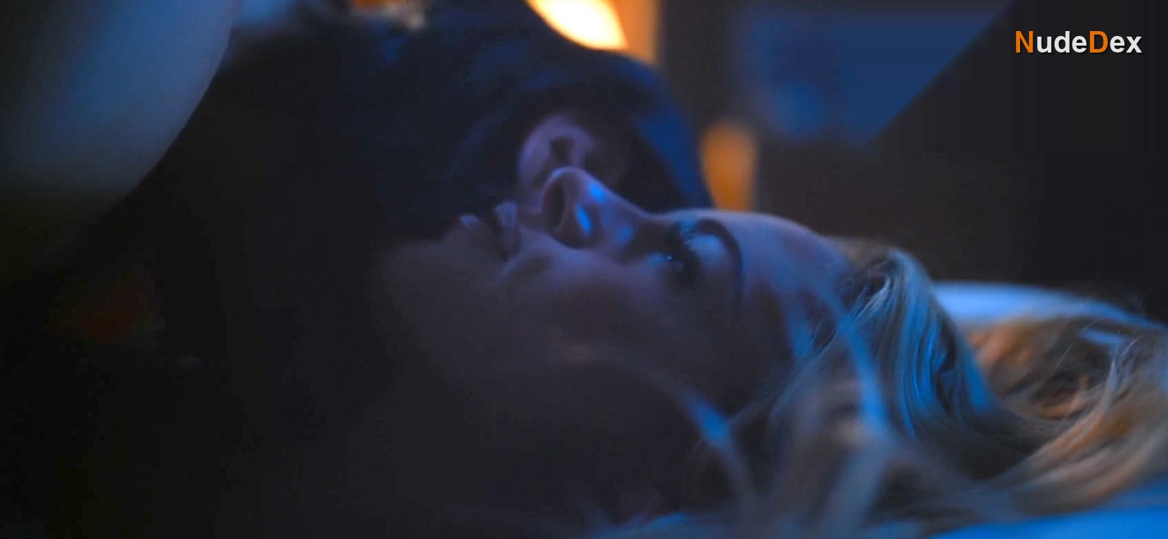 Kristen Stewart in Love Me, photo 22
