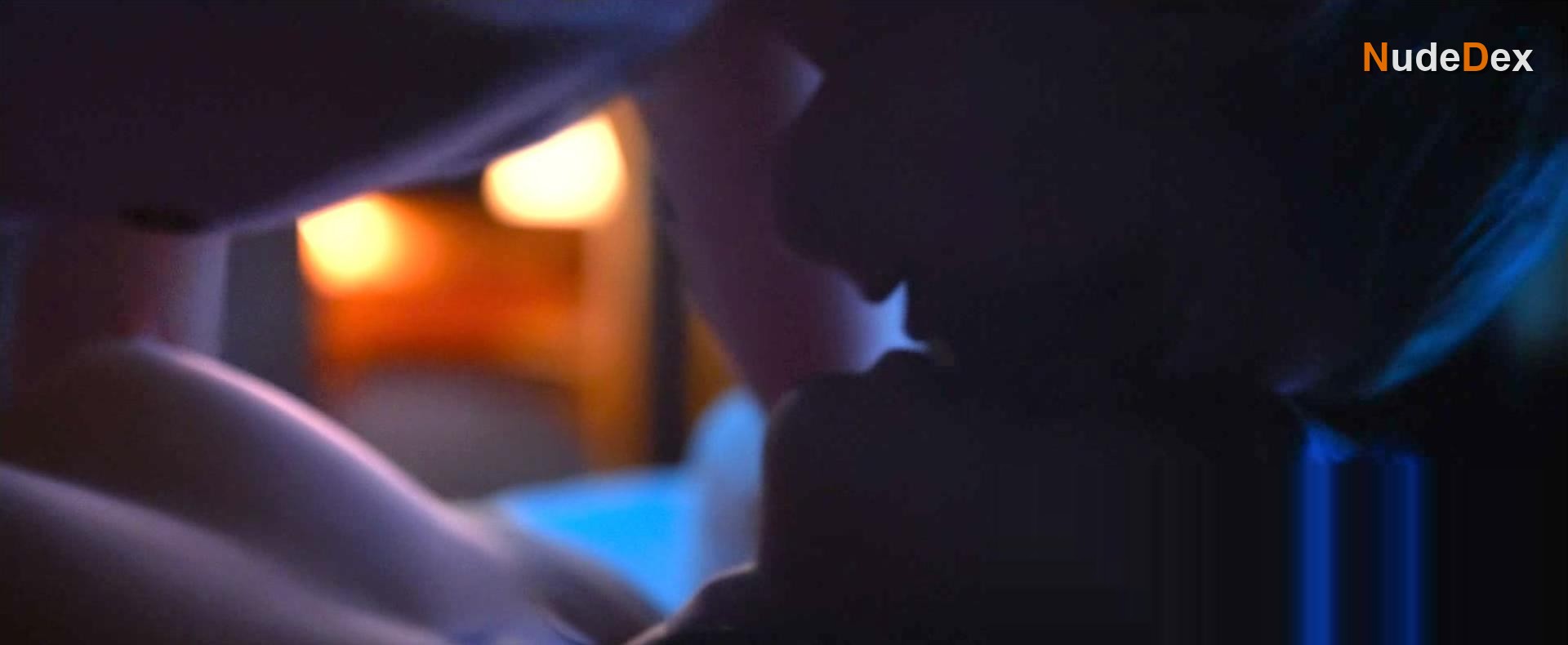 Kristen Stewart in Love Me, photo 23