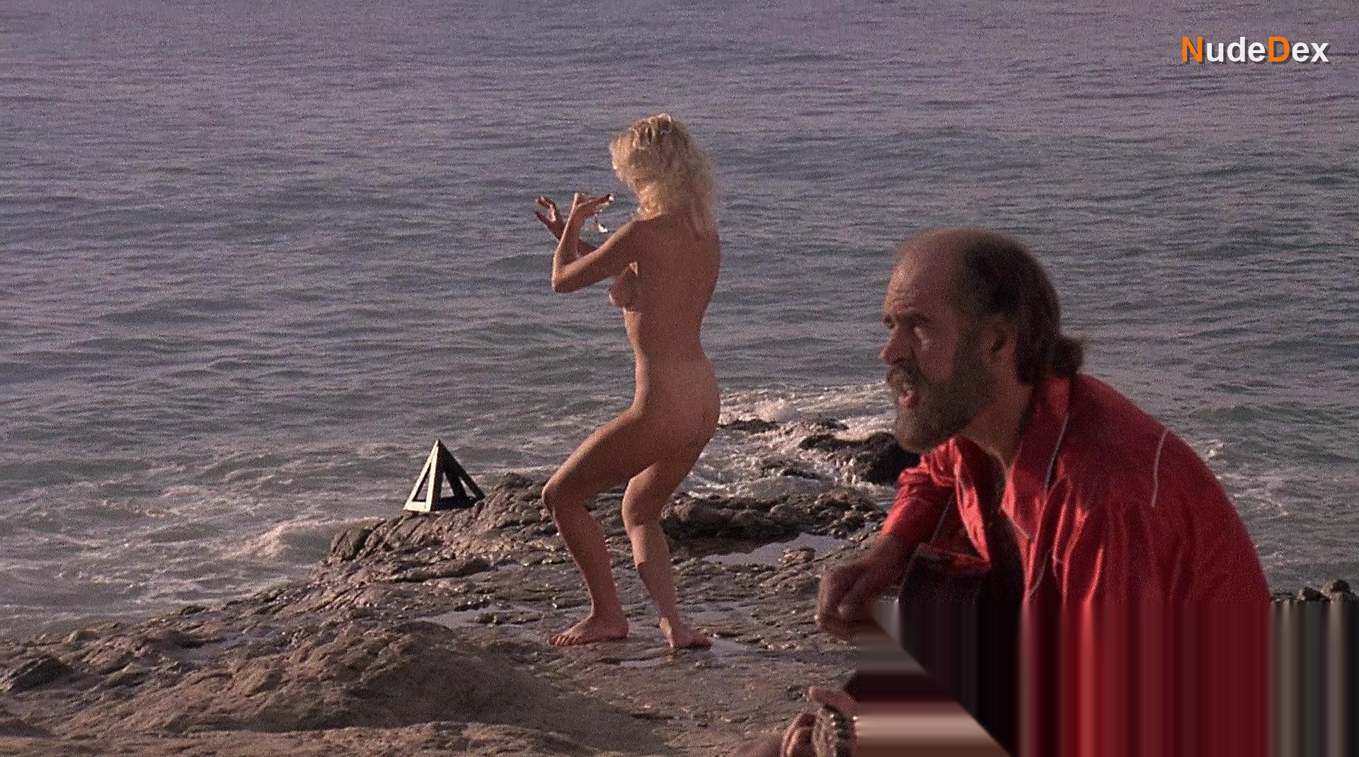 Kristi Somers in Hardbodies, photo 5