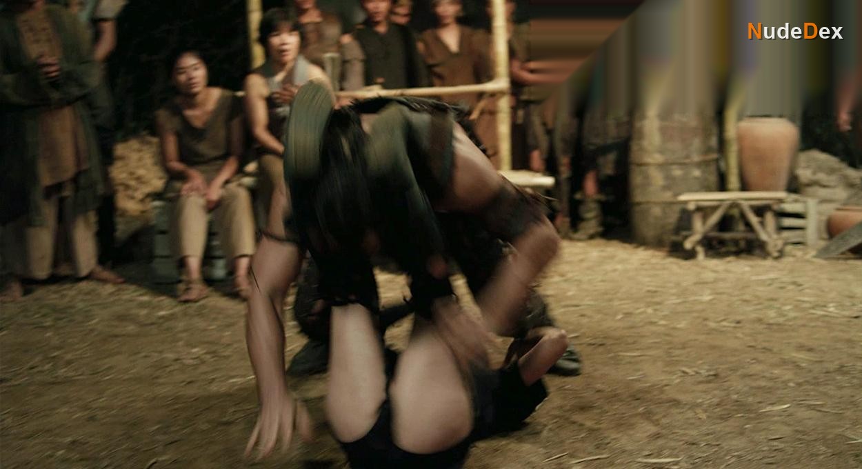 Krystal Vee in The Scorpion King 3: Battle For Redemption, photo 5