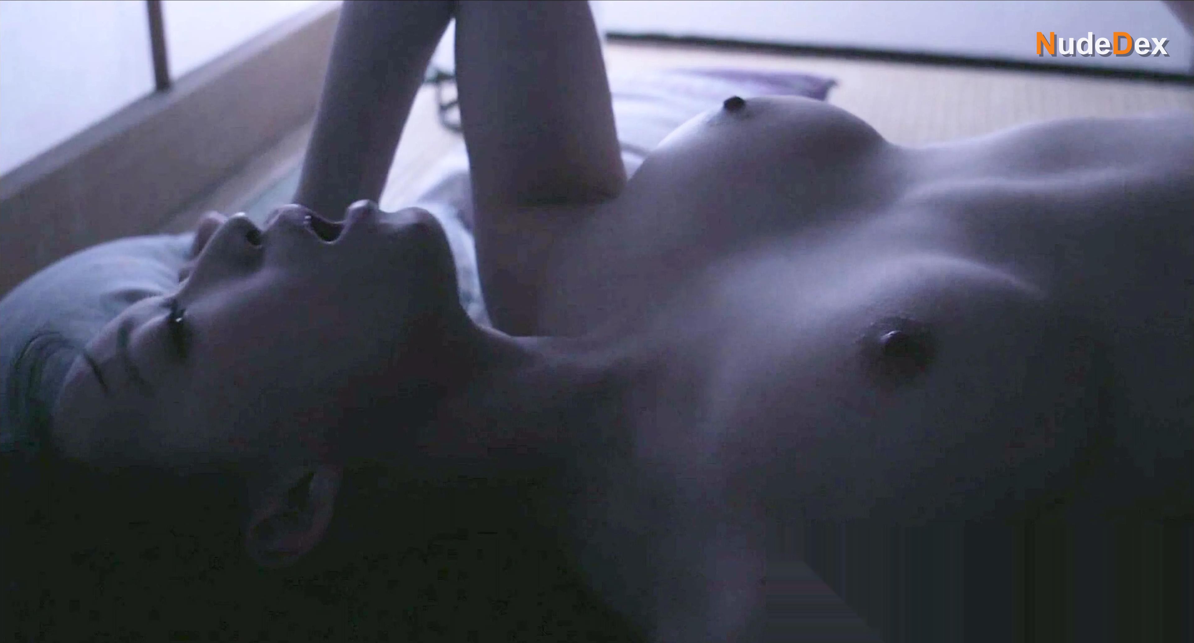 Kurea Hasumi in The Dog And Catfish, photo 2