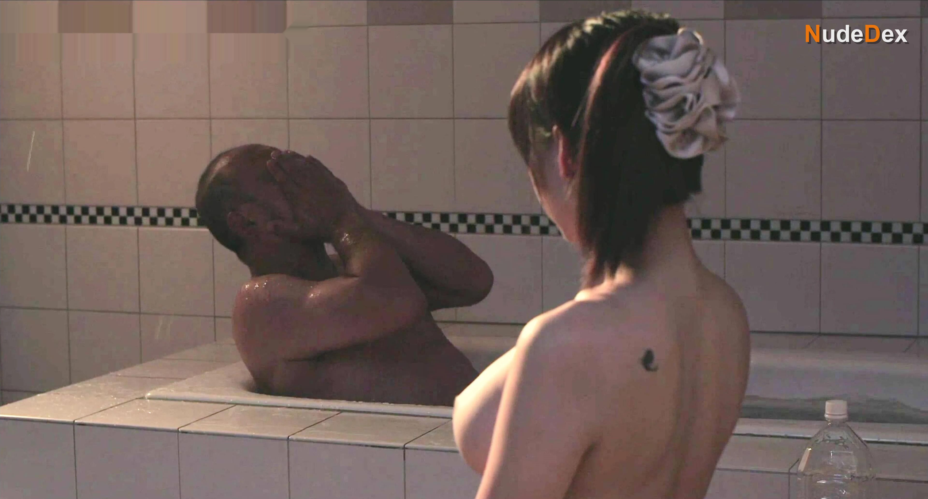 Kurea Hasumi in The Dog And Catfish, photo 7