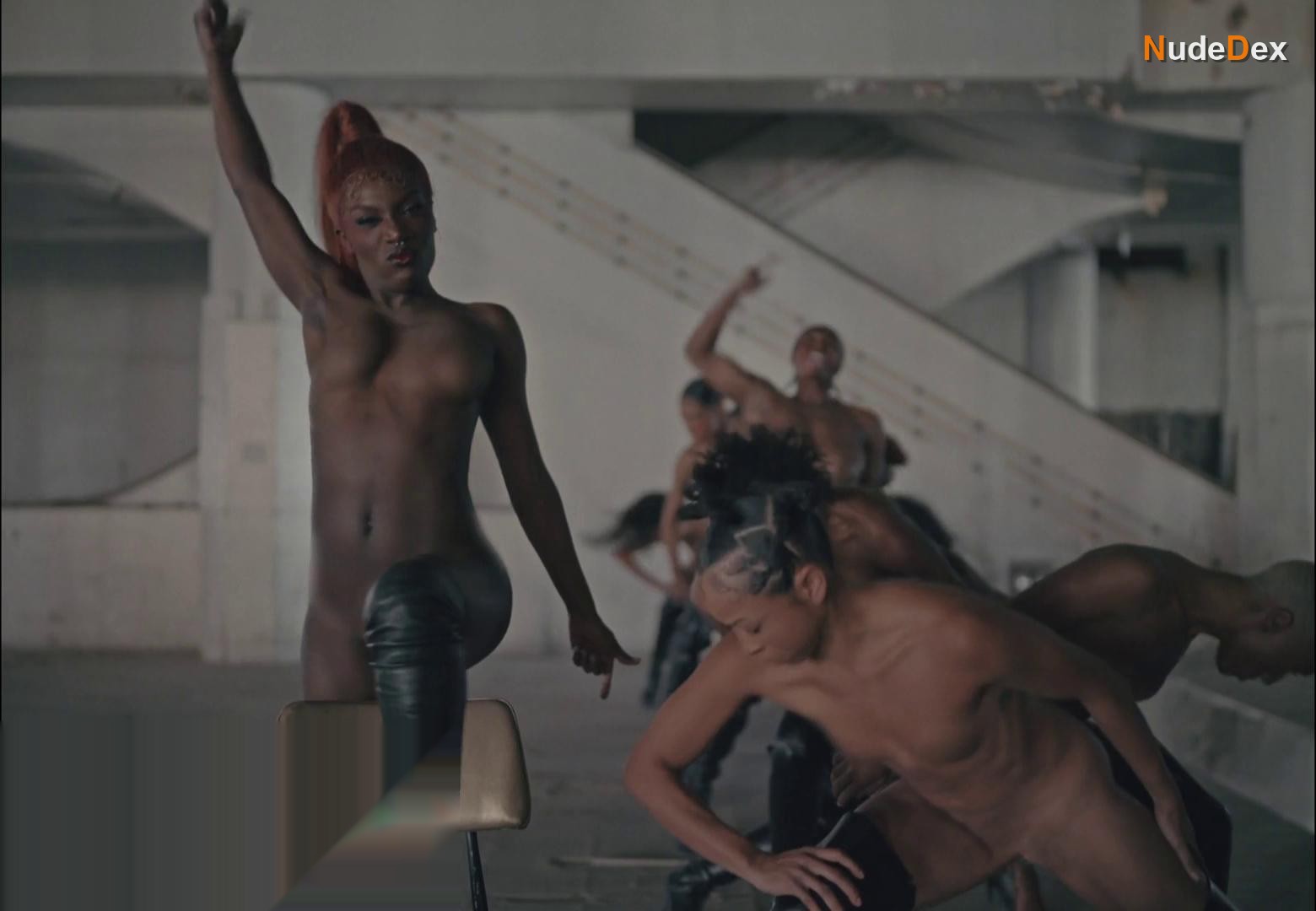 Kyla Chaney in Crazy, photo 12
