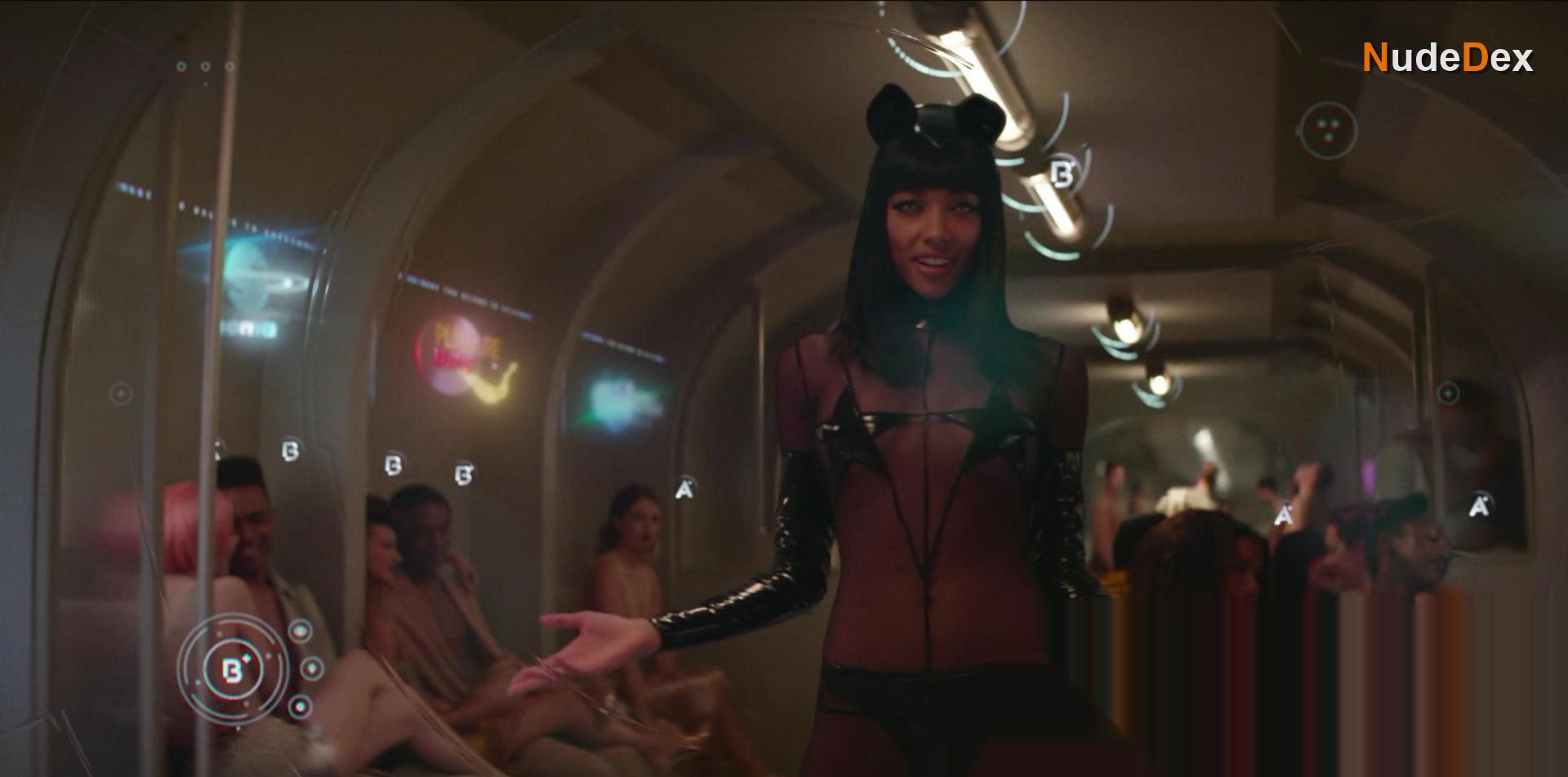 Kylie Bunbury in Brave New World, photo 5