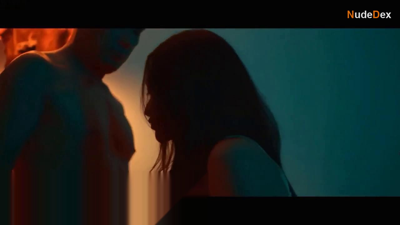 Kylie Verzosa in The Housemaid, photo 6