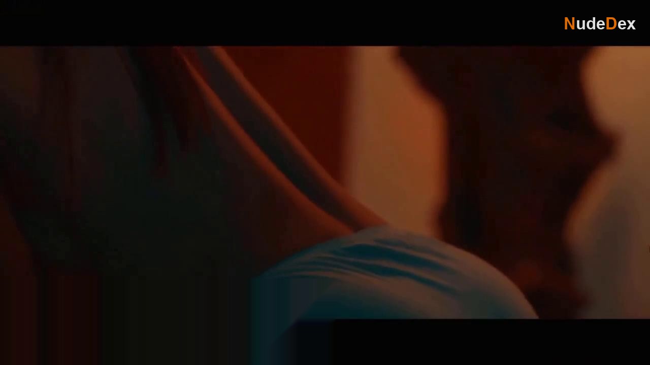 Kylie Verzosa in The Housemaid, photo 9