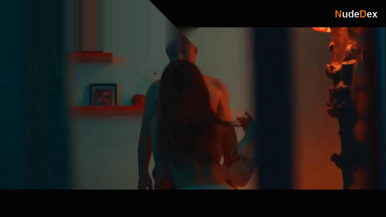 Kylie Verzosa in The Housemaid, photo 10