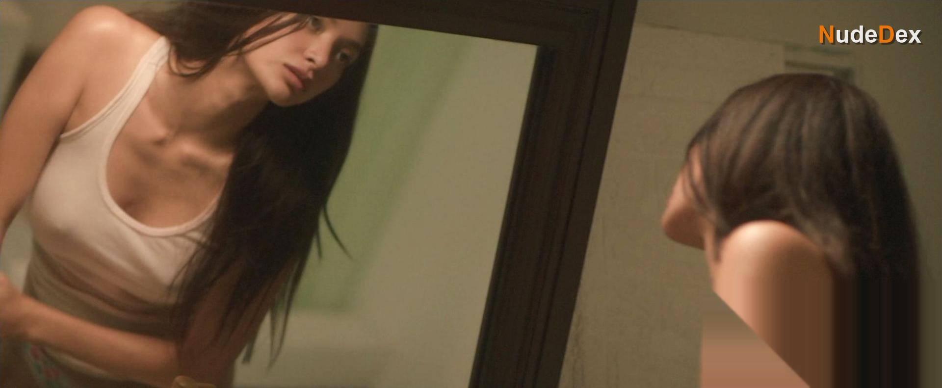 Kylie Verzosa in The Housemaid, photo 19