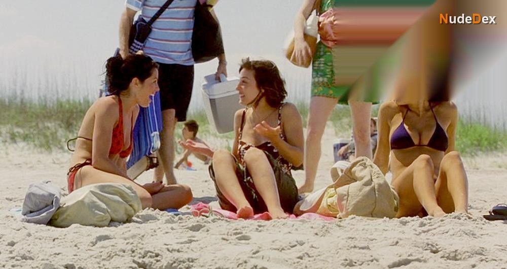 Lake Bell in A Good Old Fashioned Orgy, photo 4