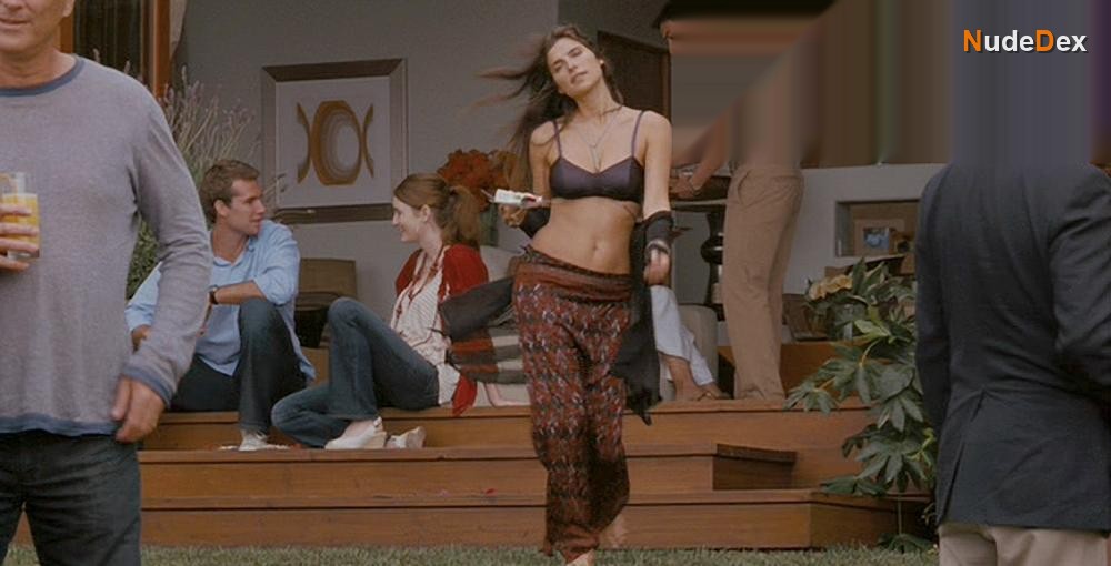 Lake Bell in It S Complicated, photo 1