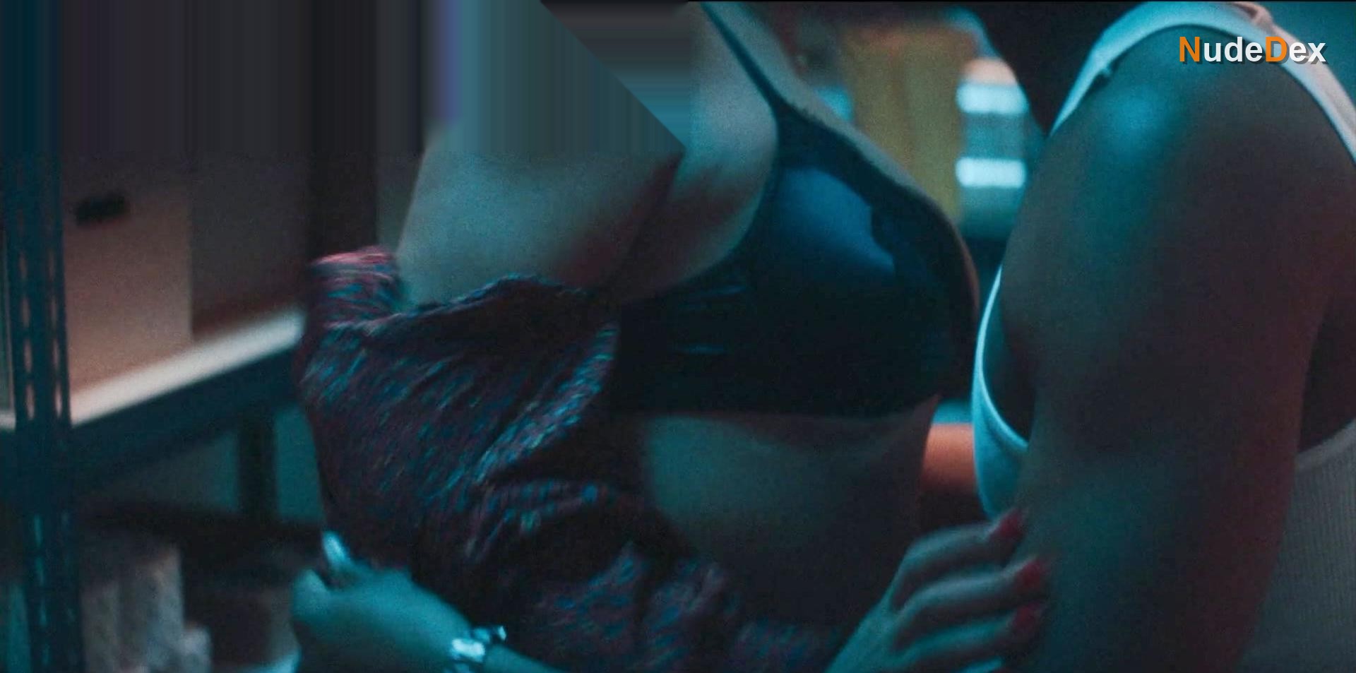 La La Anthony in Bmf, photo 21