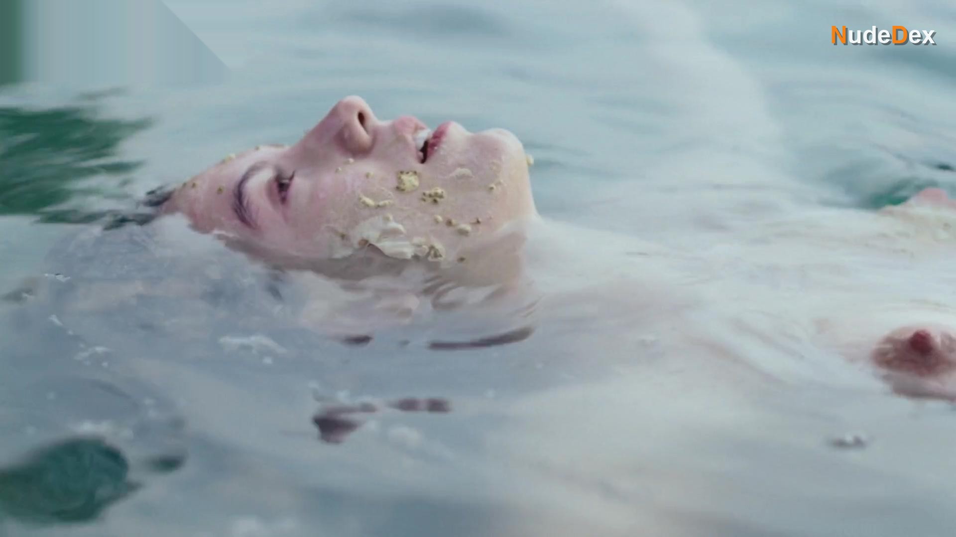 Lara Horvath in Der Tag Die Flut, photo 17