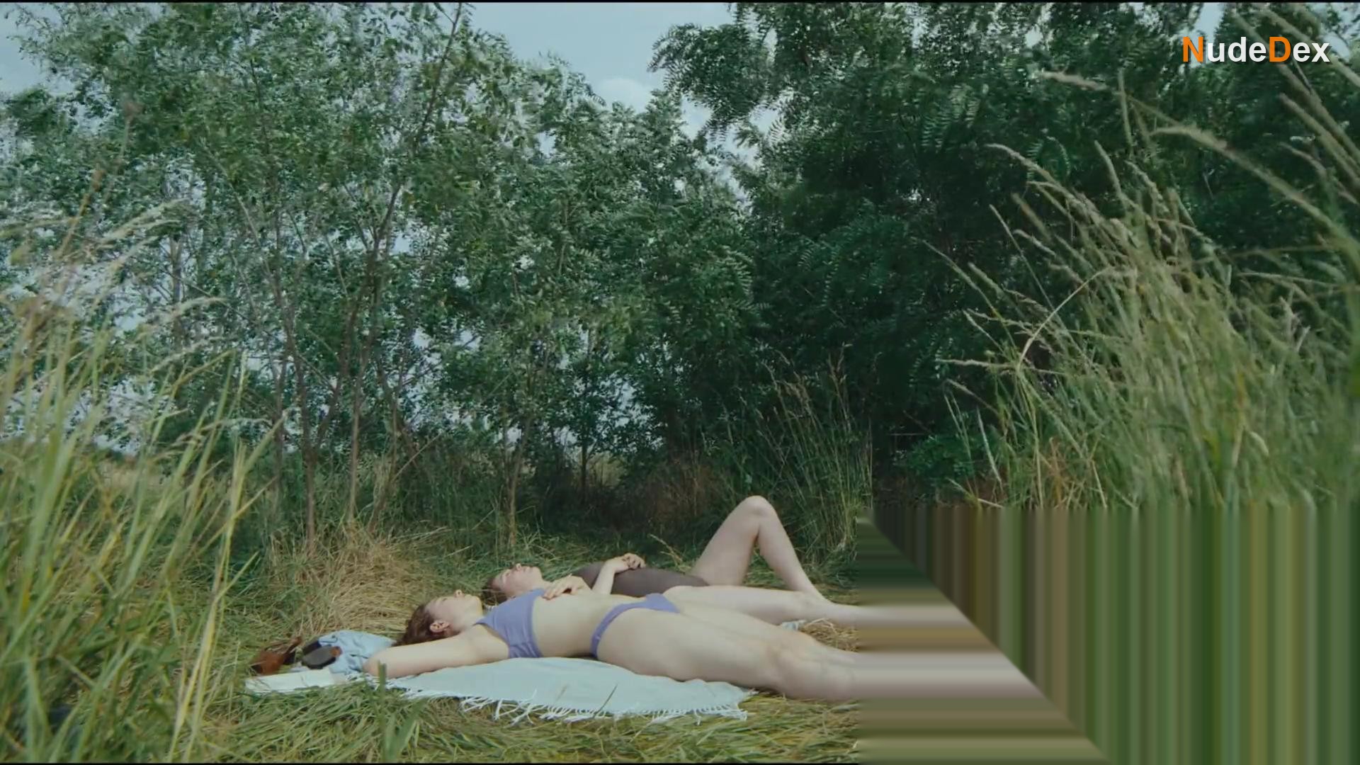 Lara Horvath in Der Tag Die Flut, photo 19