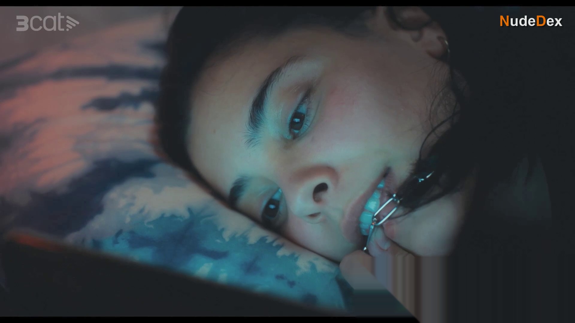 Lara Oliete in Sense Filtres, photo 4