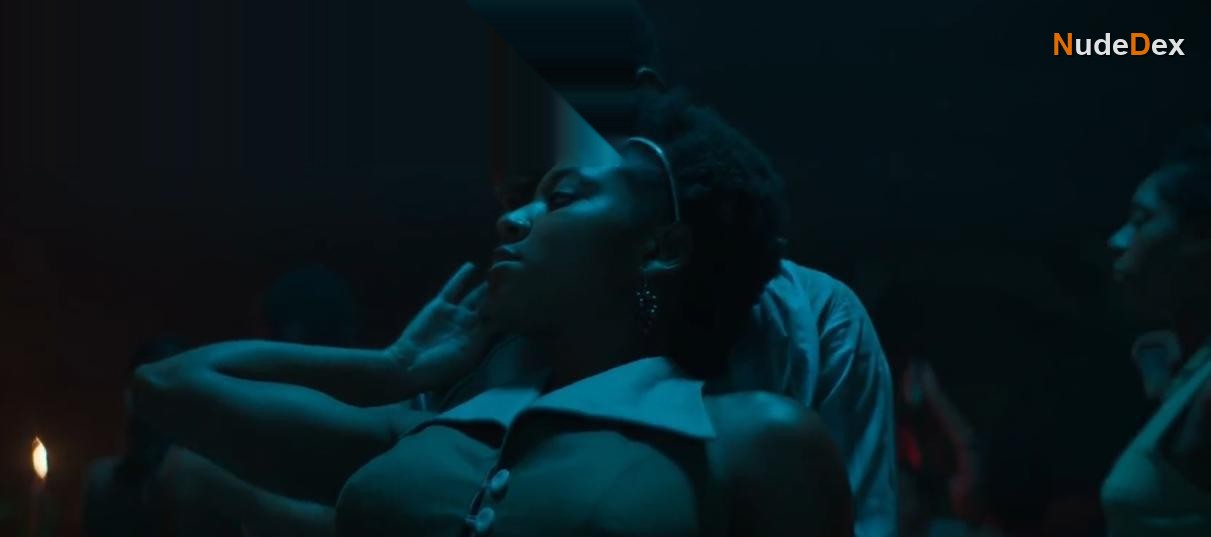 Lashay Anderson in Black Cake, photo 2