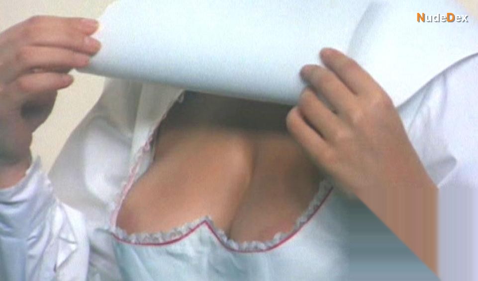 Laura Antonelli in How Funny Can Sex Be, photo 3