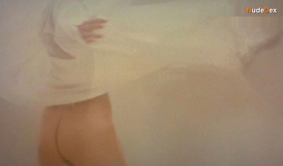 Laura Antonelli in How Funny Can Sex Be, photo 6