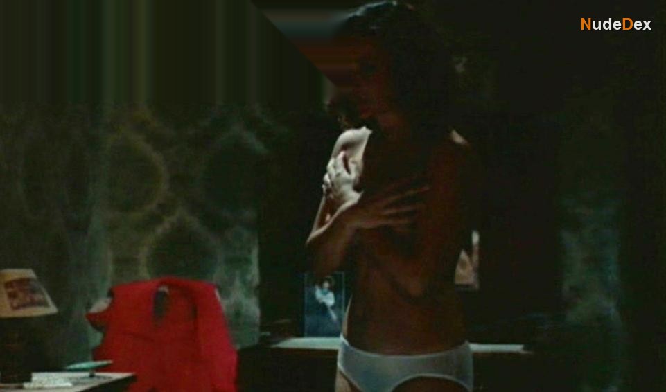 Laura Antonelli in How Funny Can Sex Be, photo 8