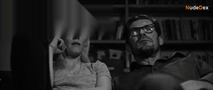 Laura Birn in Void, photo 10