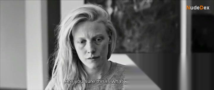 Laura Birn in Void, photo 24