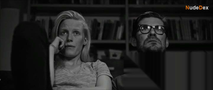 Laura Birn in Void, photo 33