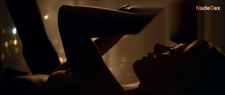 Laura Birn in Void, photo 60